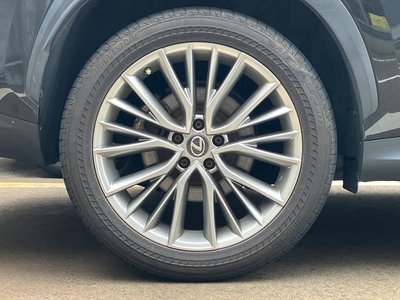 صورة مصغرة 38 لـ 2022 Lexus NX