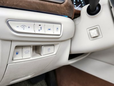 صورة 7 لـ 2019 Genesis G90