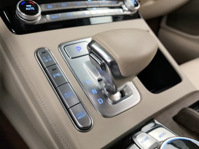صورة مصغرة 13 لـ 2019 Genesis G90