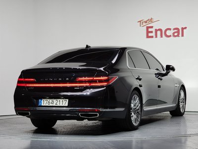 صورة 5 لـ 2019 Genesis G90