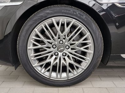 صورة مصغرة 19 لـ 2019 Genesis G90