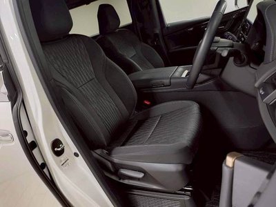 2025 Toyota ALPHARD photo 10