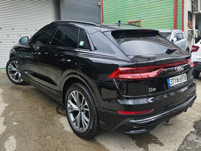 2022 AUDI Q8 照片 6