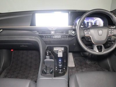 TOYOTA CROWN SPORT - 2