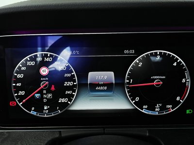 MERCEDES-BENZ E-CLASS - 8