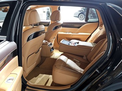 2023 Genesis G90 (RS4) thumbnail 11
