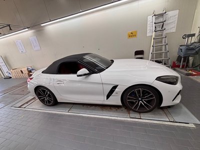 2026 BMW Z4 photo 5