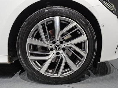 MERCEDES-BENZ E-CLASS - 6