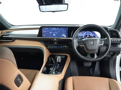 2024 Toyota CROWN SPORT photo 5