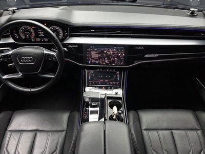 AUDI A8 - 5