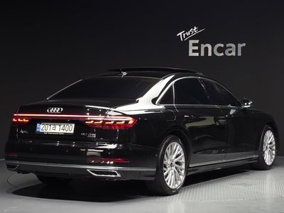AUDI A8 - 4