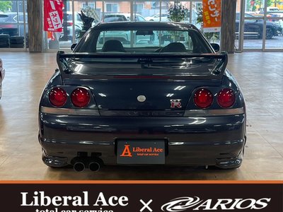 NISSAN SKYLINE GT-R - 4