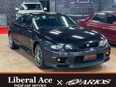 NISSAN SKYLINE GT-R - 5