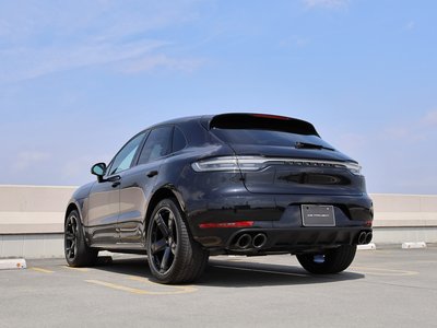 PORSCHE MACAN - 8