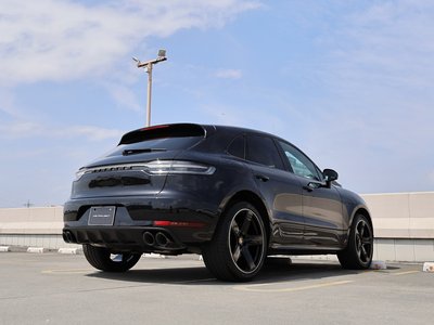 PORSCHE MACAN - 10