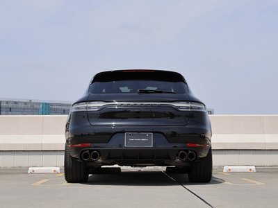 PORSCHE MACAN - 9