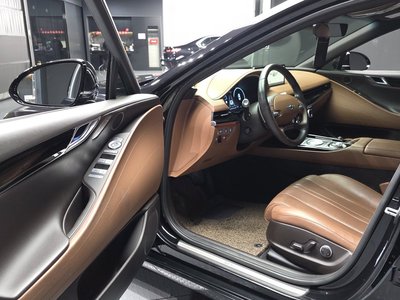 GENESIS G80 (RG3) - 10