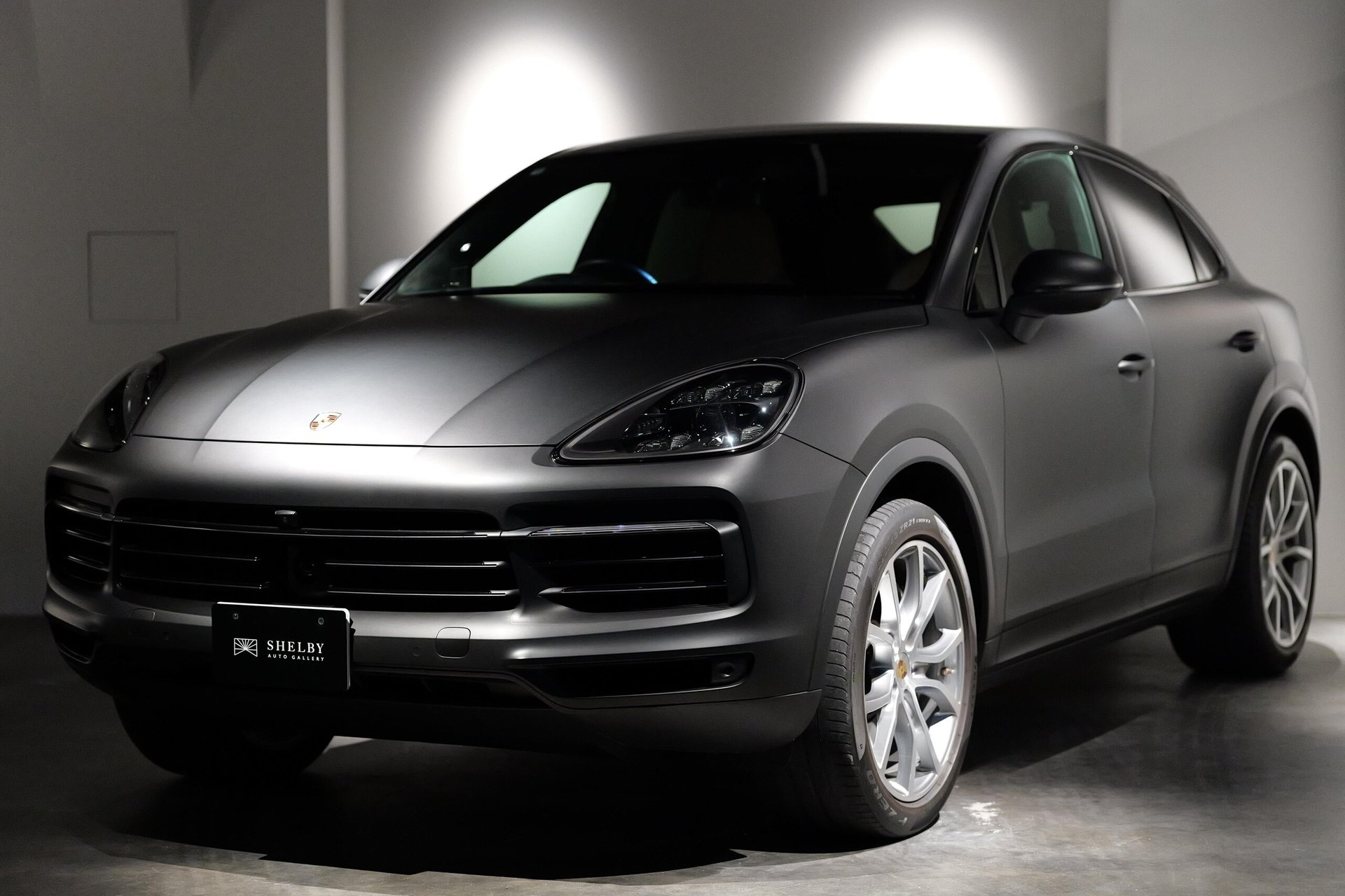 PORSCHE CAYENNE - View 1