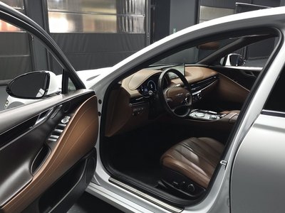 GENESIS G80 (RG3) - 10
