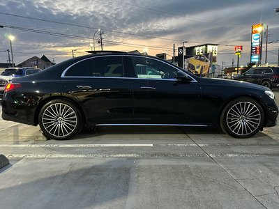 MERCEDES-BENZ E-CLASS - 8