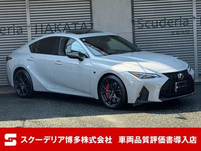 LEXUS IS - 1