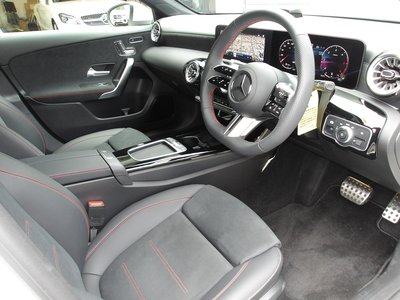 2025 Mercedes-BENZ A-CLASS 照片 5