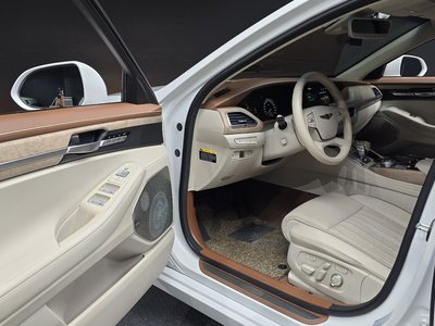 صورة مصغرة 13 لـ 2021 Genesis G90