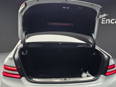 صورة مصغرة 29 لـ 2021 Genesis G90