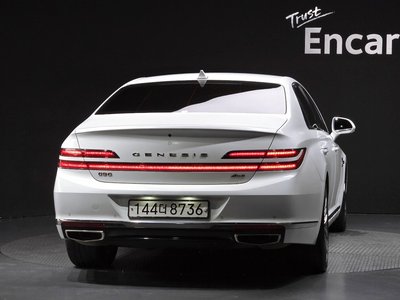 صورة 3 لـ 2021 Genesis G90