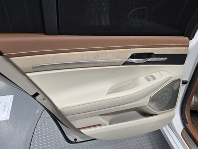 صورة مصغرة 15 لـ 2021 Genesis G90