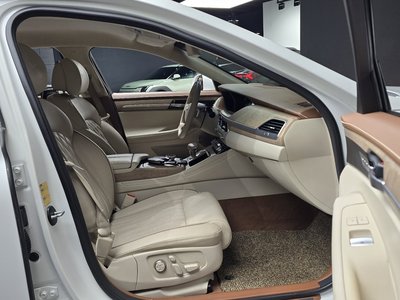 صورة مصغرة 16 لـ 2021 Genesis G90