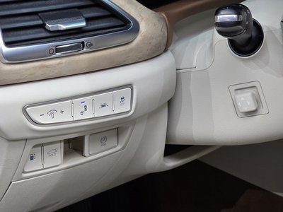 صورة مصغرة 19 لـ 2021 Genesis G90