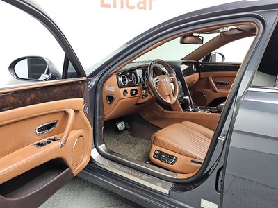 BENTLEY FLYING SPUR - 10