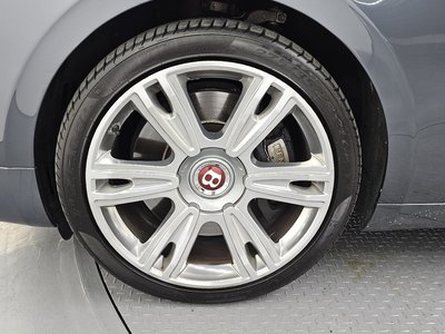 BENTLEY FLYING SPUR - 6