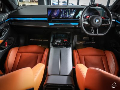 2025 BMW M5 TOURING — фото 3