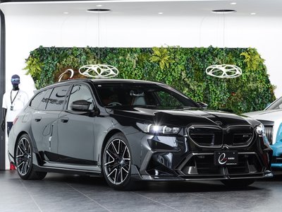 2025 BMW M5 TOURING — фото 1