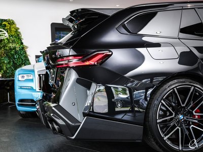 2025 BMW M5 TOURING — миниатюра 62