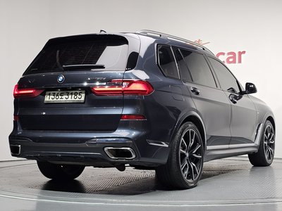 صورة 3 لـ 2020 BMW X7