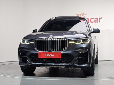 صورة 2 لـ 2020 BMW X7
