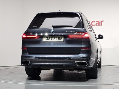 صورة 4 لـ 2020 BMW X7