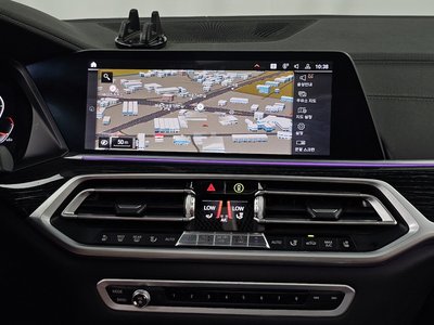 2020 BMW X7 缩略图 14