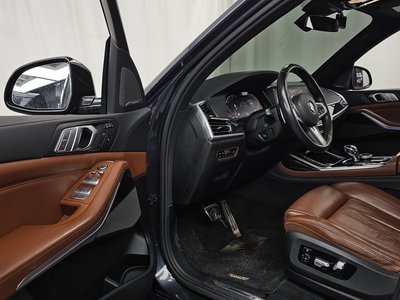 صورة 10 لـ 2020 BMW X7