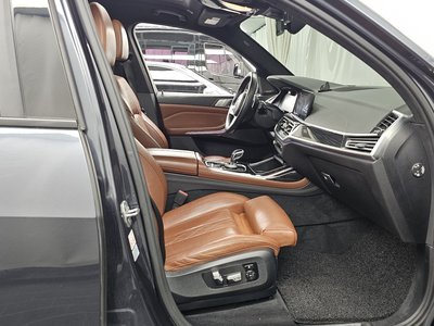 2020 BMW X7 缩略图 11