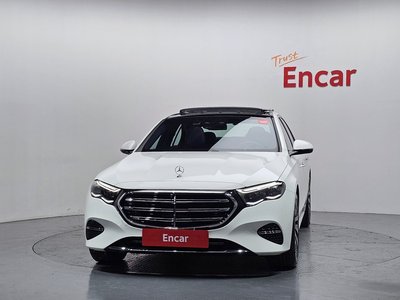 MERCEDES-BENZ E-CLASS - 2