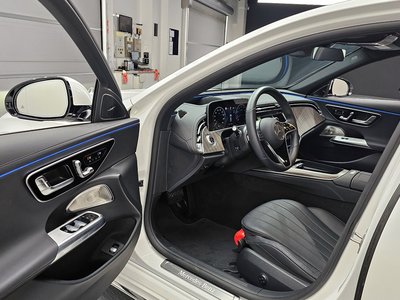 MERCEDES-BENZ E-CLASS - 10