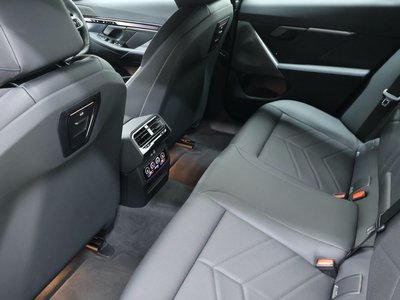 صورة مصغرة 35 لـ 2025 BMW 5 SERIES TOURING
