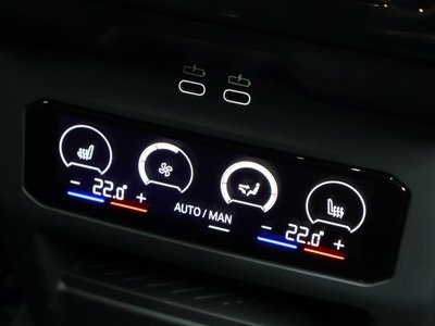 صورة مصغرة 37 لـ 2025 BMW 5 SERIES TOURING