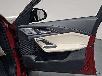 2024 BMW IX2 — миниатюра 14