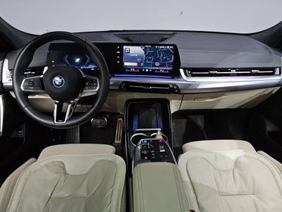 2024 BMW IX2 photo 5