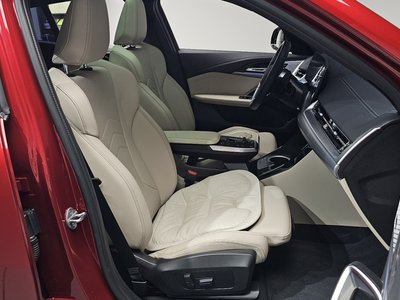 2024 BMW IX2 — миниатюра 16